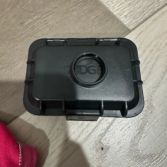 ridge carbon fiber men’s ring with silicon ring - Picture 6 of 6